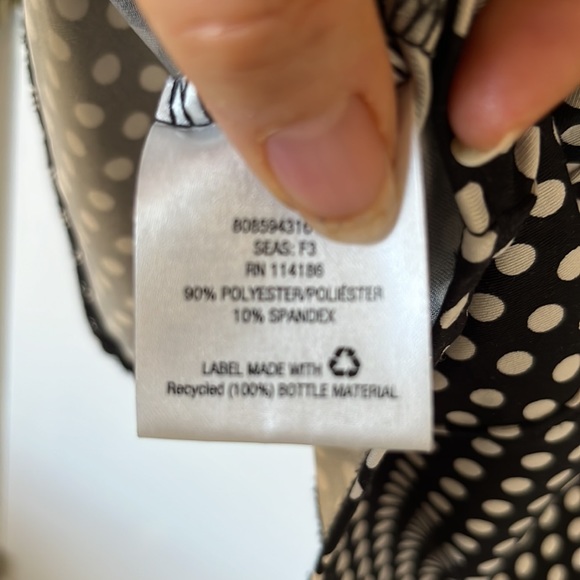 Stretch polka dots black and white comfy blouse - Picture 7 of 7